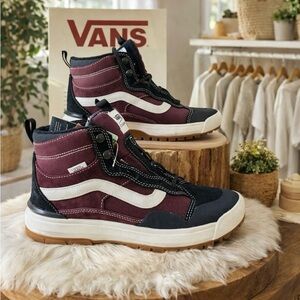 Vans UltraRange Exo Hi MTE Boots Port Royale Marshmallow Women’s 8 Trail Sneaker